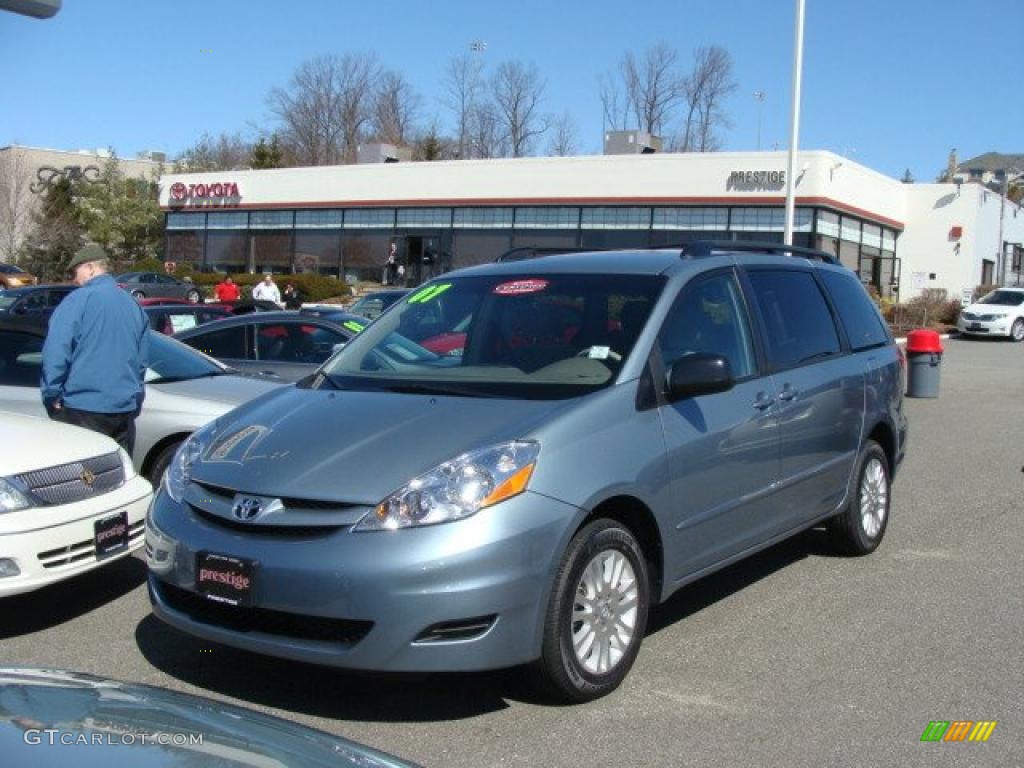 2007 Sienna LE AWD - Blue Mirage Metallic / Taupe photo #1