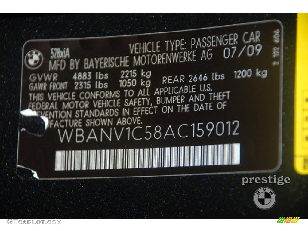 2010 5 Series 528i xDrive Sedan - Black Sapphire Metallic / Black photo #16