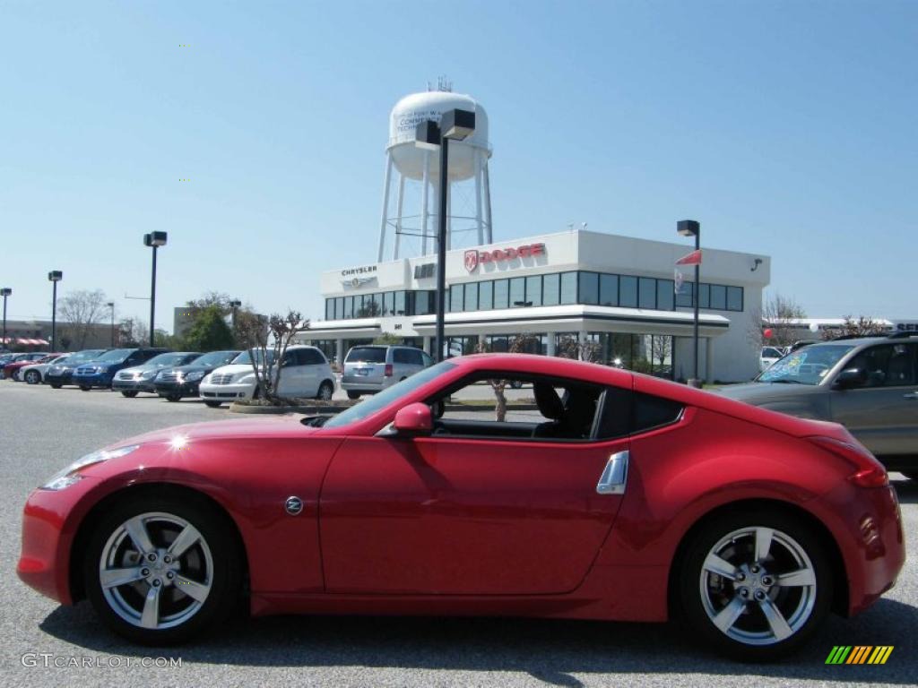 2009 370Z Coupe - Solid Red / Black Leather photo #2