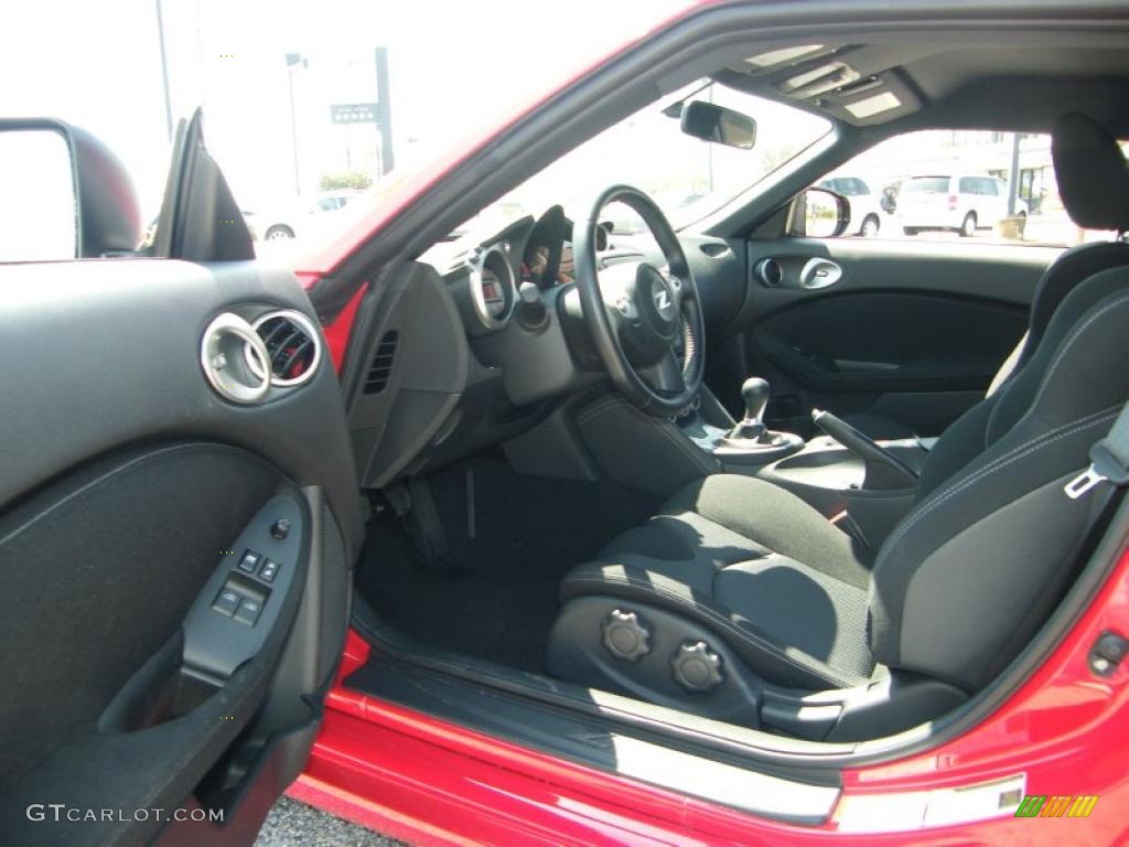 2009 370Z Coupe - Solid Red / Black Leather photo #13