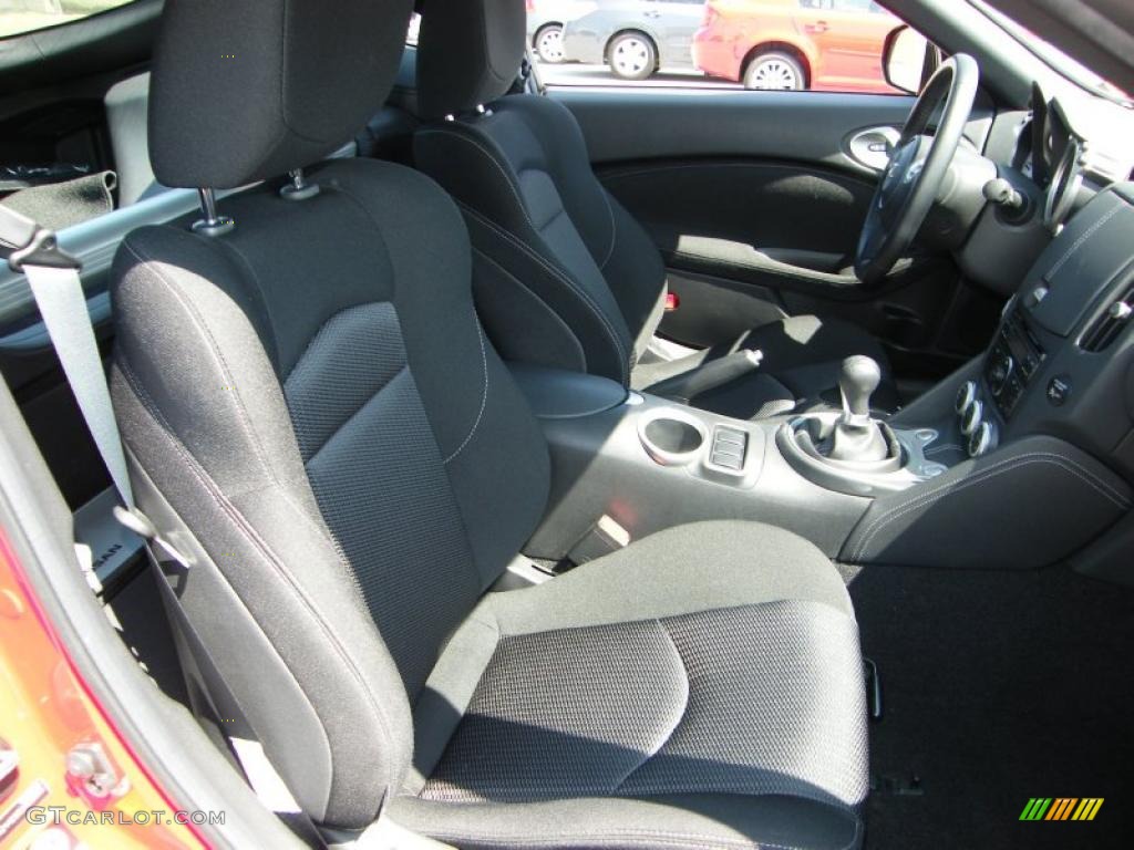 2009 370Z Coupe - Solid Red / Black Leather photo #23