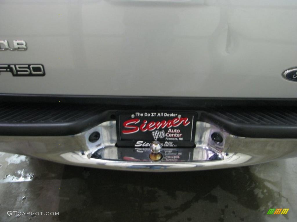 2002 F150 XLT Regular Cab - Silver Metallic / Dark Graphite photo #6