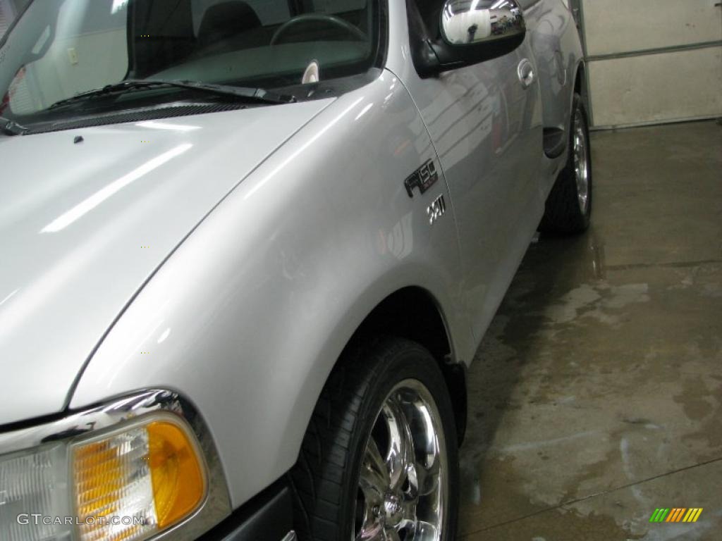 2002 F150 XLT Regular Cab - Silver Metallic / Dark Graphite photo #14
