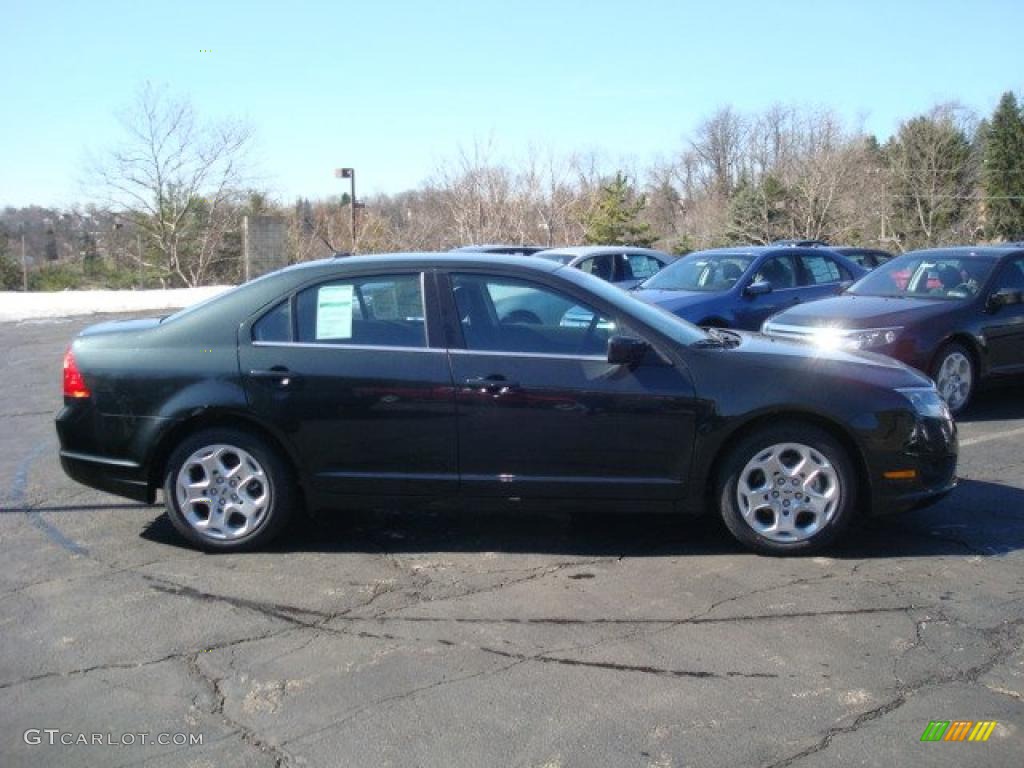 2010 Fusion SE - Atlantis Green Metallic / Charcoal Black photo #2