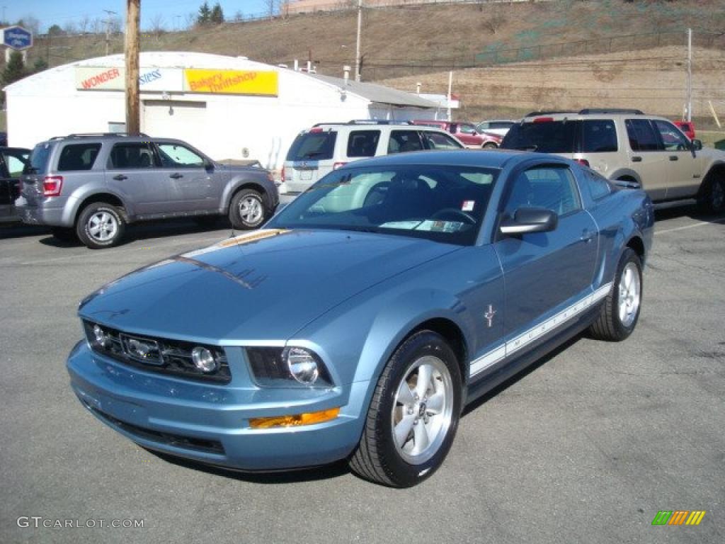 2007 Mustang V6 Premium Coupe - Vista Blue Metallic / Dark Charcoal photo #10