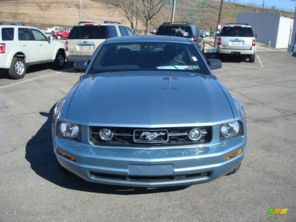 2007 Mustang V6 Premium Coupe - Vista Blue Metallic / Dark Charcoal photo #11