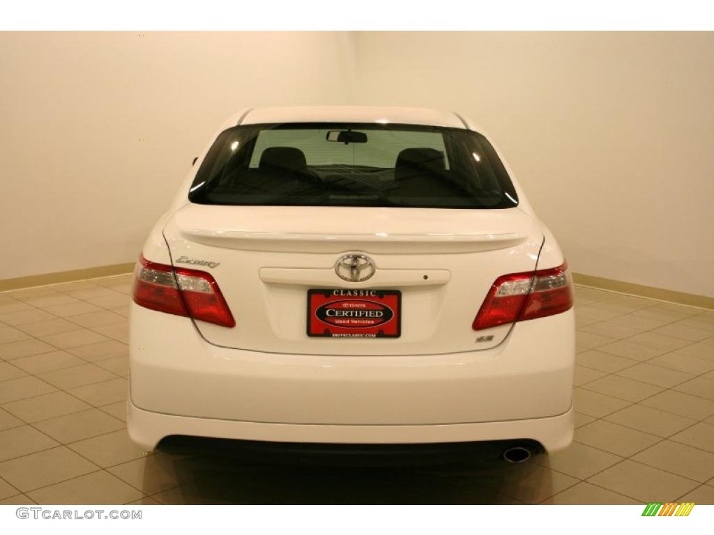 2008 Camry SE - Super White / Dark Charcoal photo #6