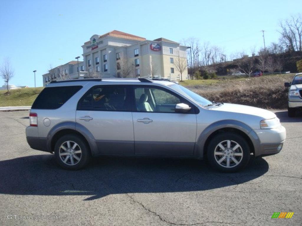 2009 Taurus X SEL - Brilliant Silver Metallic / Medium Light Stone photo #2