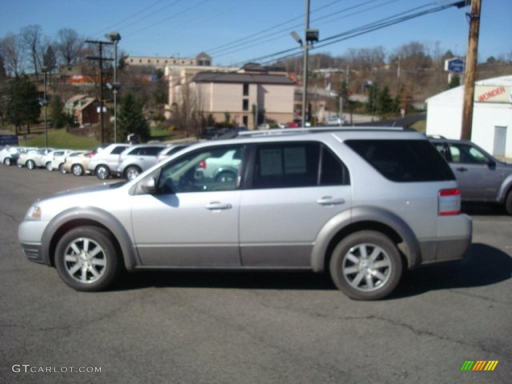 2009 Taurus X SEL - Brilliant Silver Metallic / Medium Light Stone photo #6