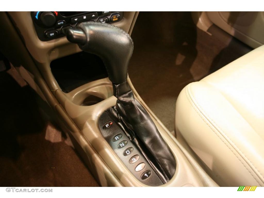 1998 Intrigue GL - Gold Metallic / Beige photo #14