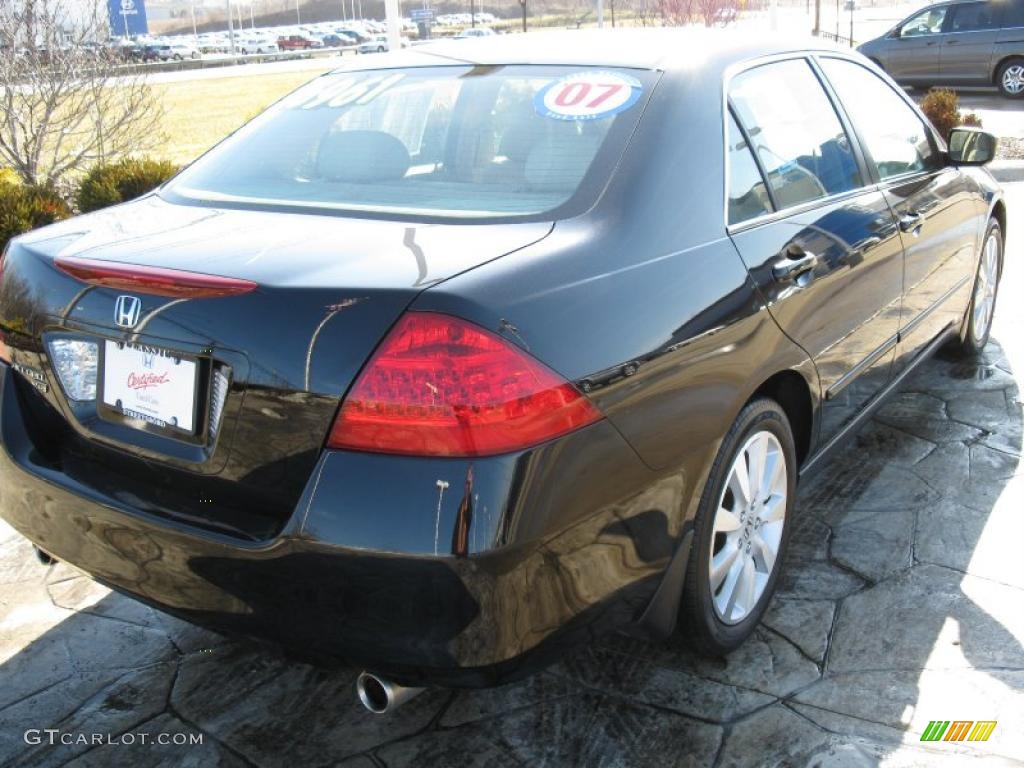 2007 Accord SE V6 Sedan - Nighthawk Black Pearl / Ivory photo #8
