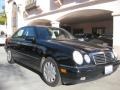 Black - E 320 Sedan Photo No. 1