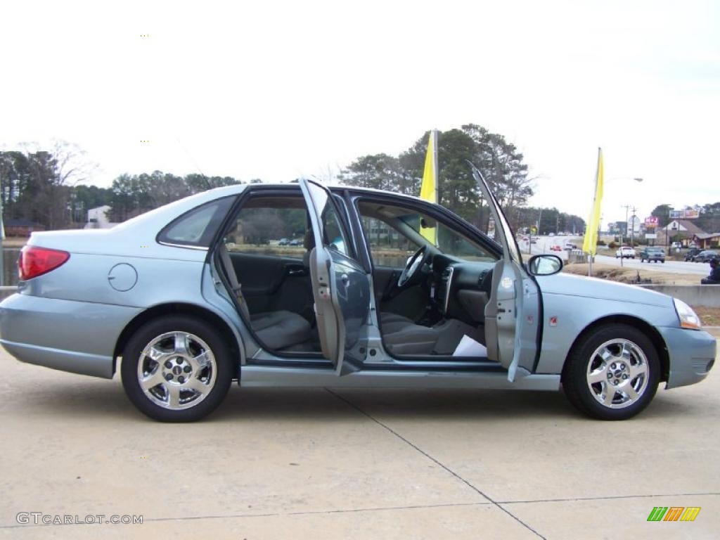 2005 L Series L300 Sedan - Ice Blue / Grey photo #13