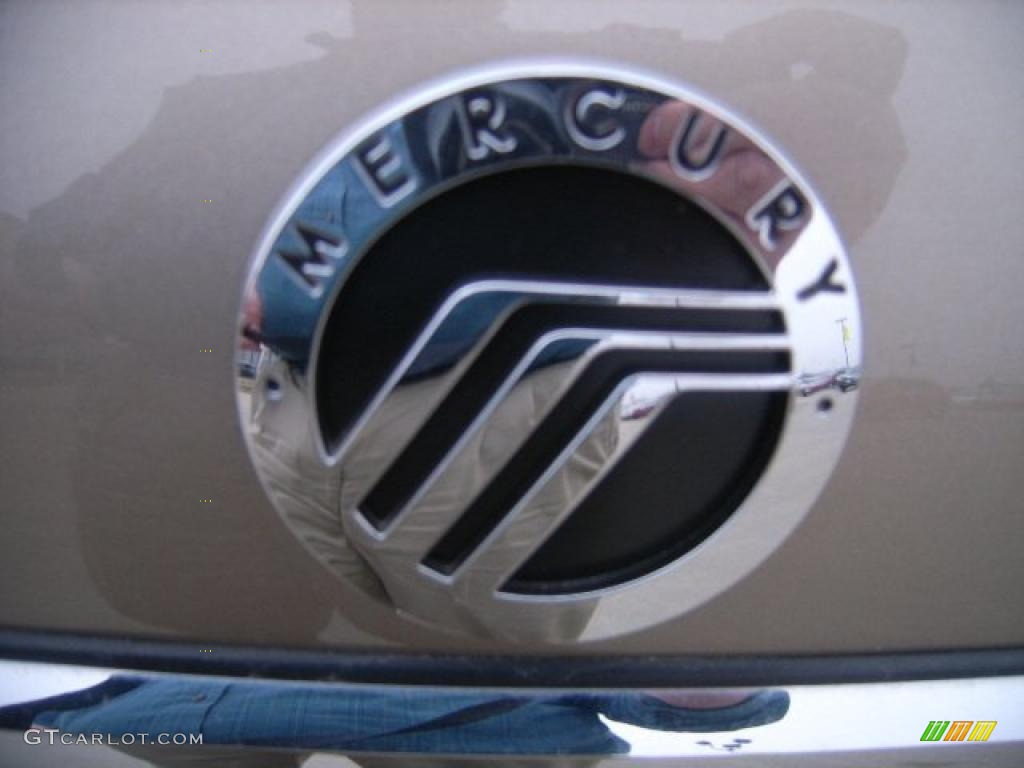 2004 Grand Marquis LS - Arizona Beige Metallic / Medium Parchment photo #11