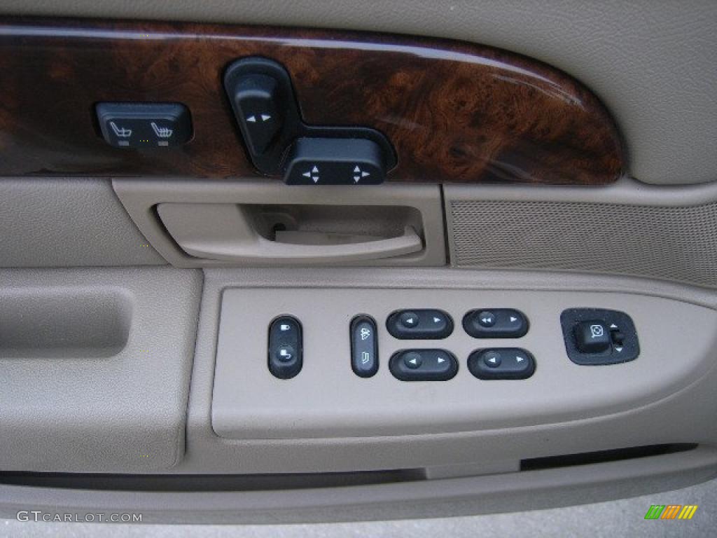 2004 Grand Marquis LS - Arizona Beige Metallic / Medium Parchment photo #19