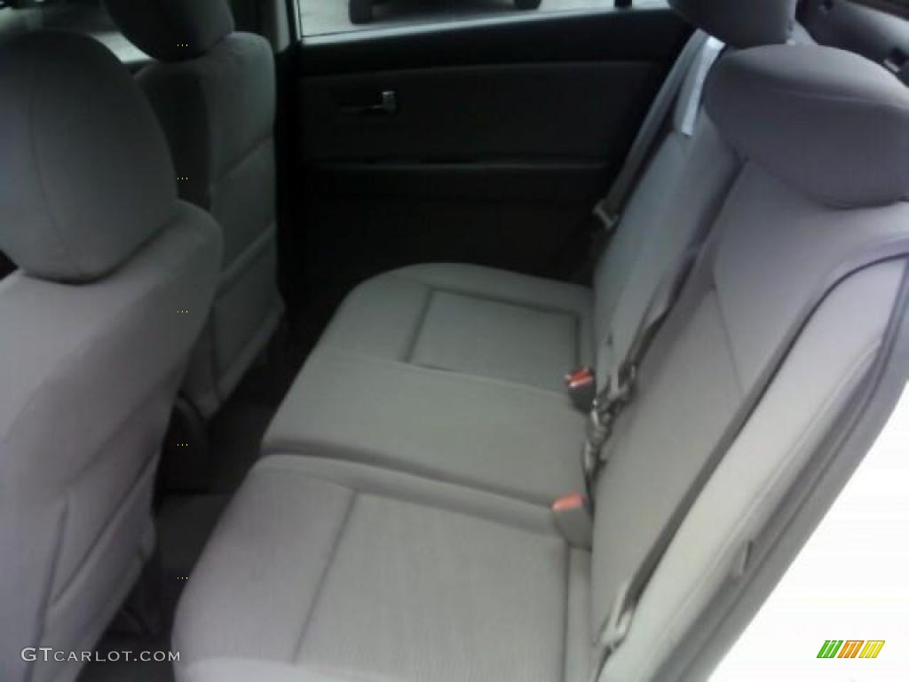 2010 Sentra 2.0 SR - Aspen White / Beige photo #13
