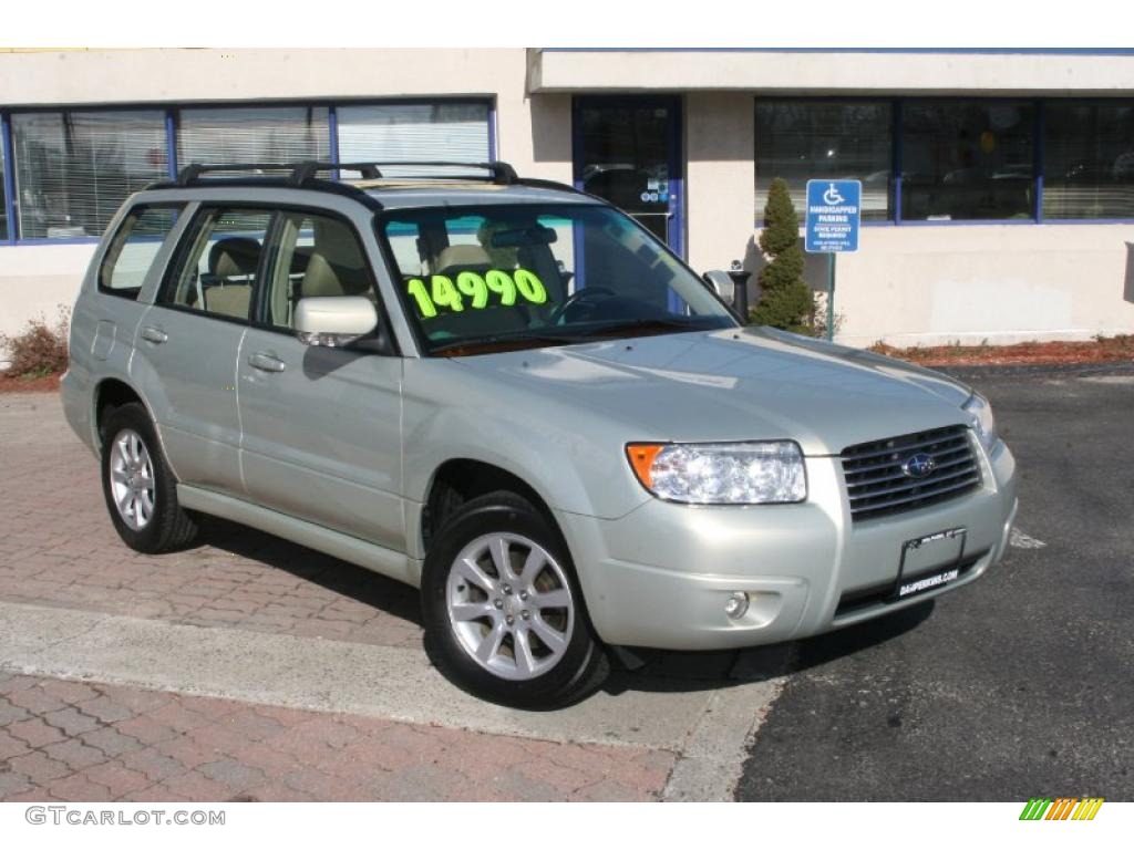 2006 Forester 2.5 X Premium - Champagne Gold Opal / Desert Beige photo #3