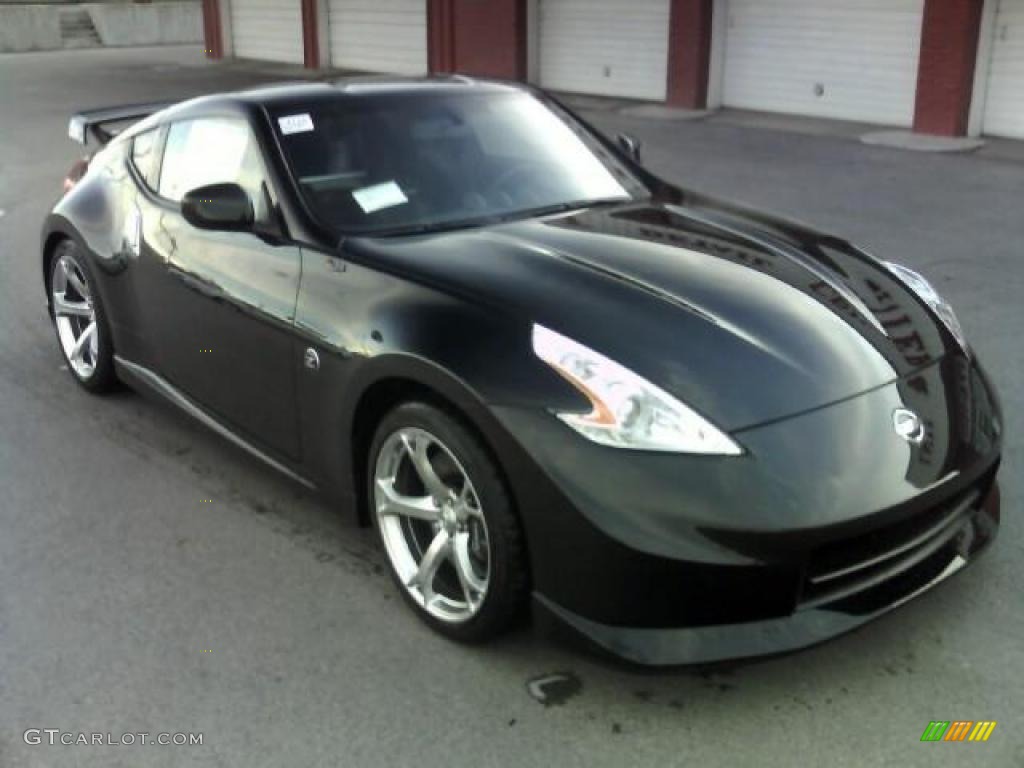 2010 370Z NISMO Coupe - Magnetic Black / NISMO Black/Red Cloth photo #3