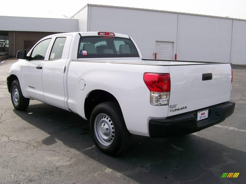 2010 Tundra Double Cab - Super White / Graphite Gray photo #3