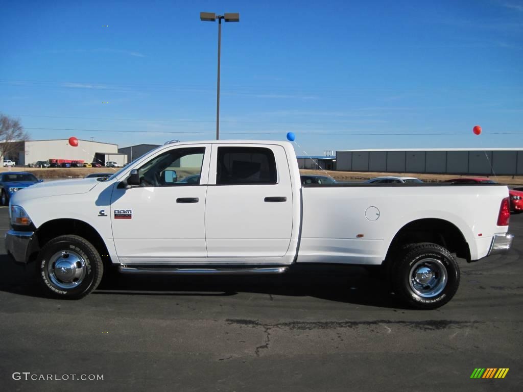 2010 Ram 3500 ST Crew Cab 4x4 Dually - Bright White / Dark Slate/Medium Graystone photo #3