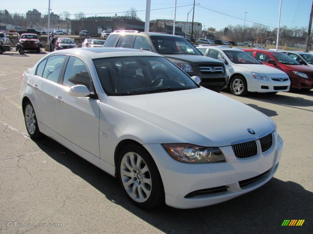 2006 3 Series 330xi Sedan - Alpine White / Beige photo #9