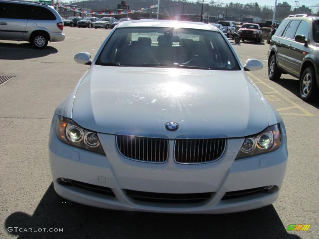 2006 3 Series 330xi Sedan - Alpine White / Beige photo #10