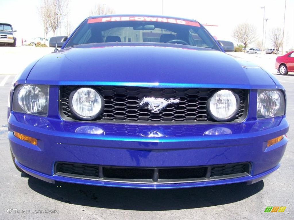 2005 Mustang GT Premium Coupe - Windveil Blue Metallic / Dark Charcoal photo #7