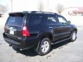 Black - 4Runner SR5 Photo No. 4