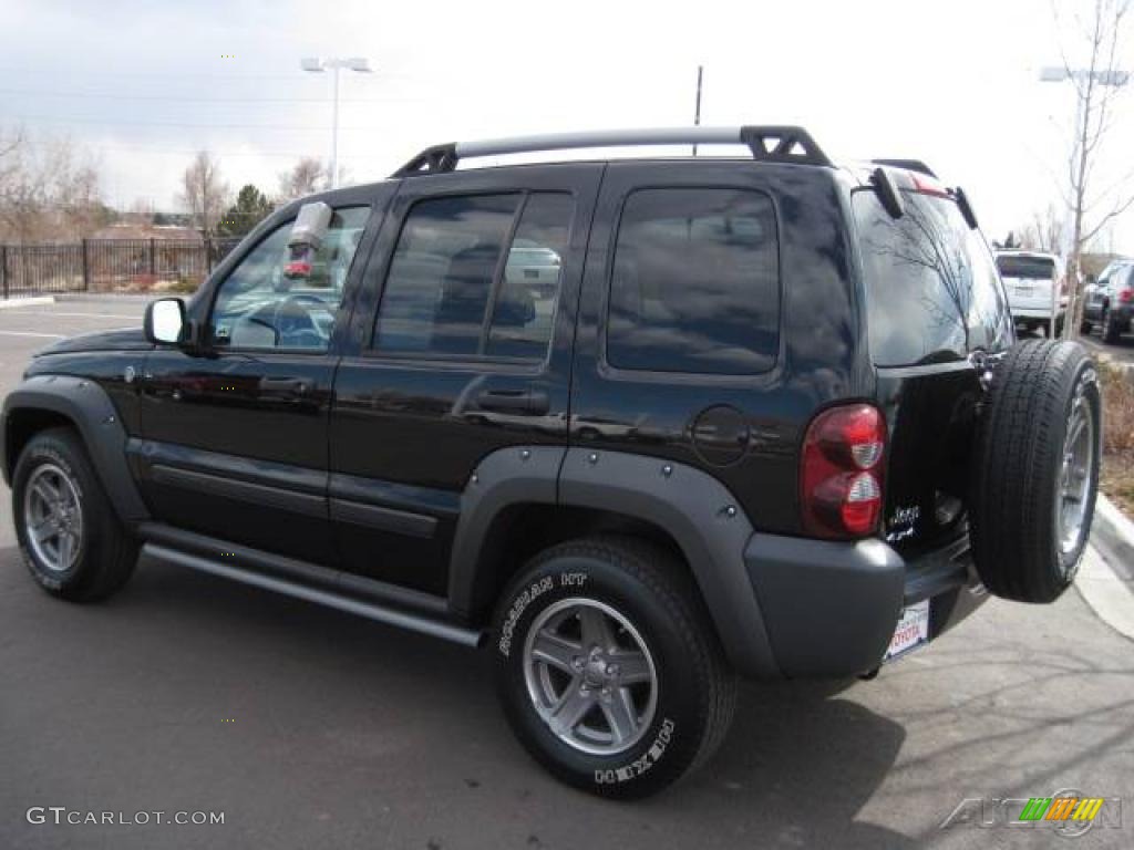 2005 Liberty Renegade 4x4 - Black Clearcoat / Medium Slate Gray photo #4