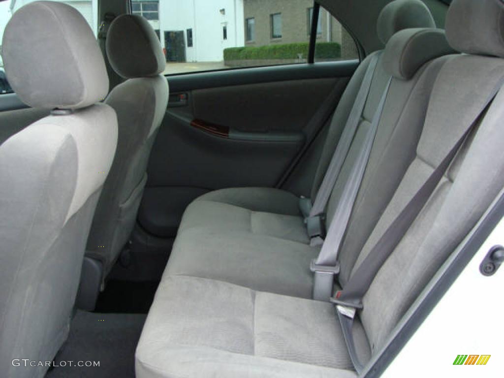 2006 Corolla LE - Super White / Stone photo #6