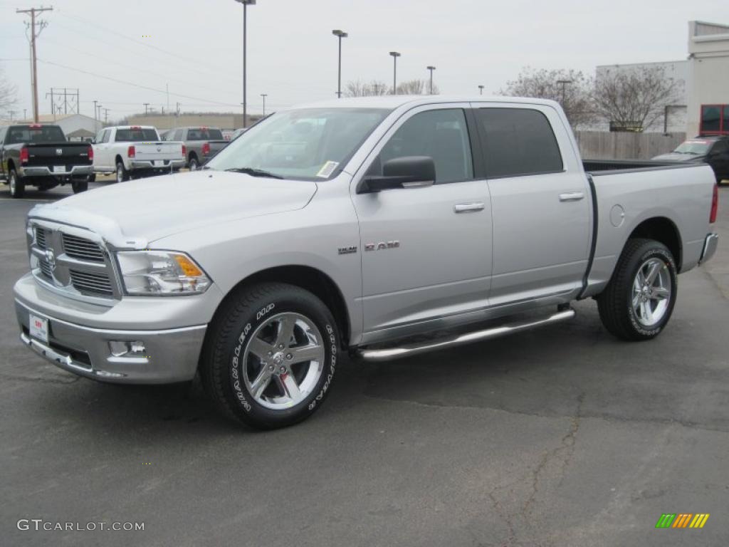 2010 Ram 1500 Big Horn Crew Cab 4x4 - Bright Silver Metallic / Dark Slate/Medium Graystone photo #1