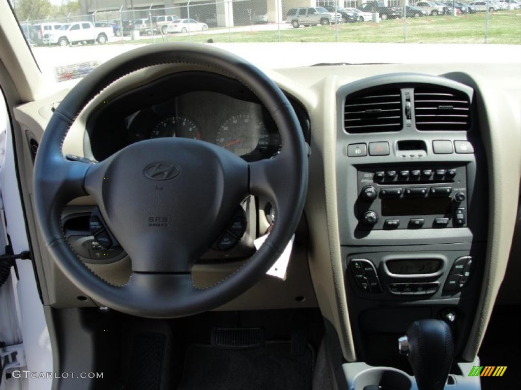 2004 Santa Fe GLS - Nordic White / Beige photo #38