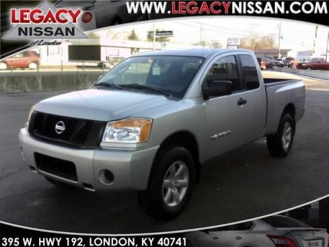 2010 Nissan titan xe king cab #7
