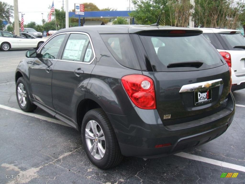 2010 Equinox LS - Black Granite Metallic / Jet Black/Light Titanium photo #4