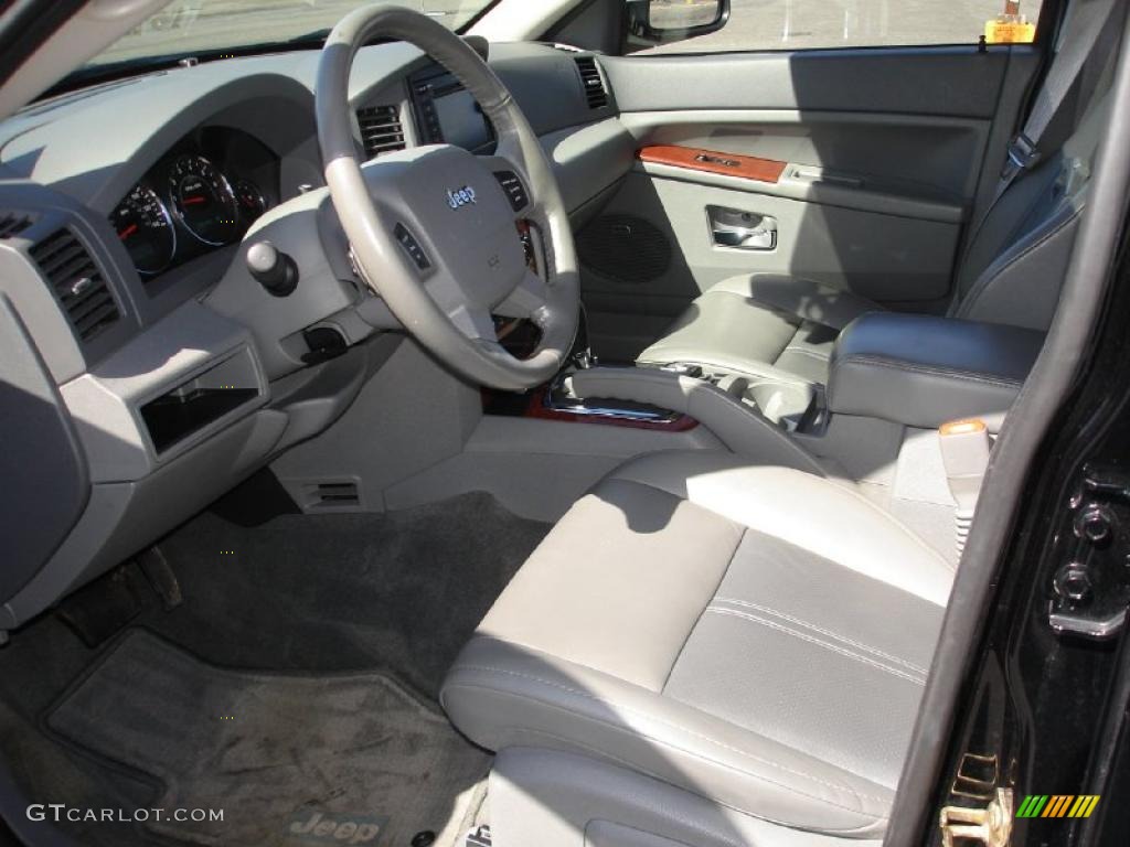 2007 Grand Cherokee Limited 4x4 - Black / Medium Slate Gray photo #11