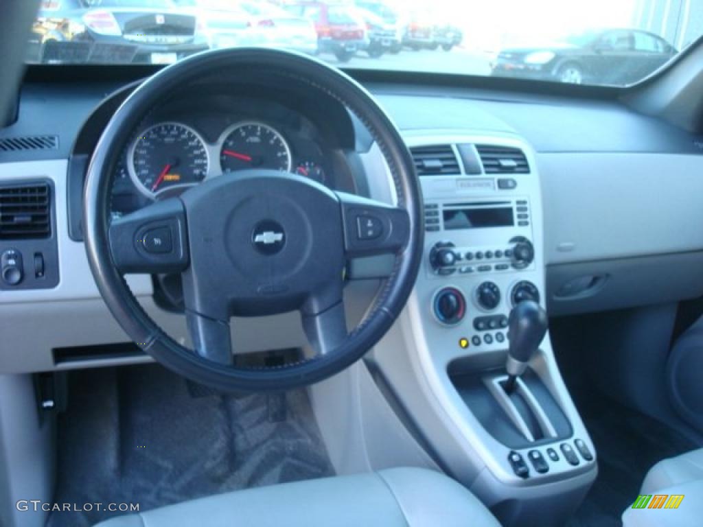 2005 Equinox LT AWD - Salsa Red Metallic / Light Gray photo #10