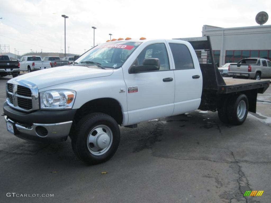 2007 Ram 3500 ST Quad Cab 4x4 Chassis - Bright White / Medium Slate Gray photo #1