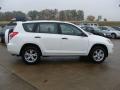 Super White - RAV4 4WD Photo No. 2
