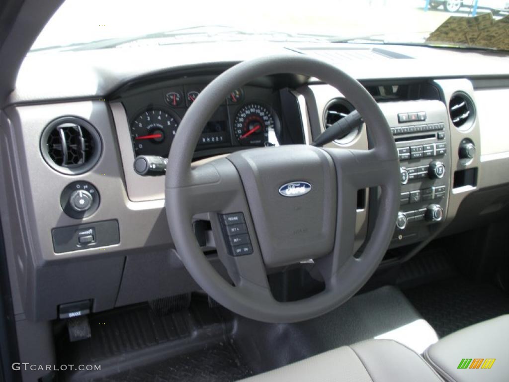 2010 F150 XL Regular Cab - Tuxedo Black / Tan photo #6