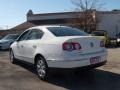 Candy White - Passat 2.0T Sedan Photo No. 3