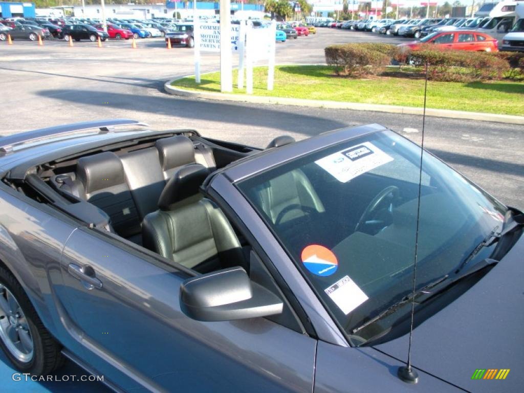 2006 Mustang GT Premium Convertible - Satin Silver Metallic / Black photo #13