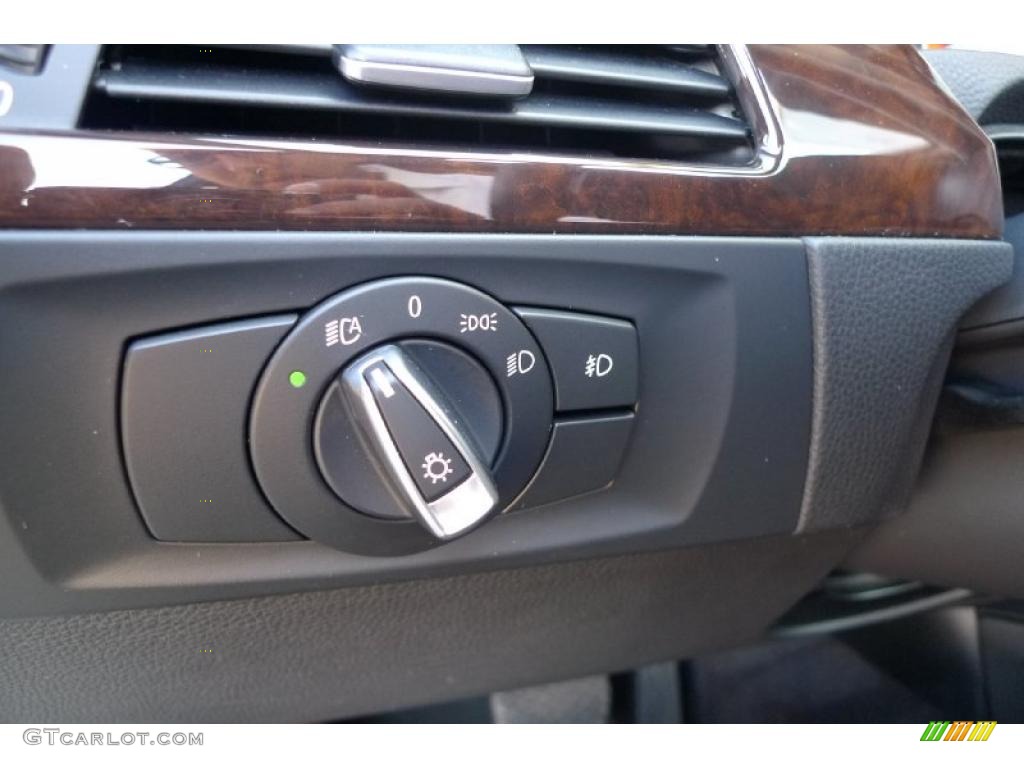 2010 3 Series 328i xDrive Sedan - Jet Black / Saddle Brown Dakota Leather photo #47