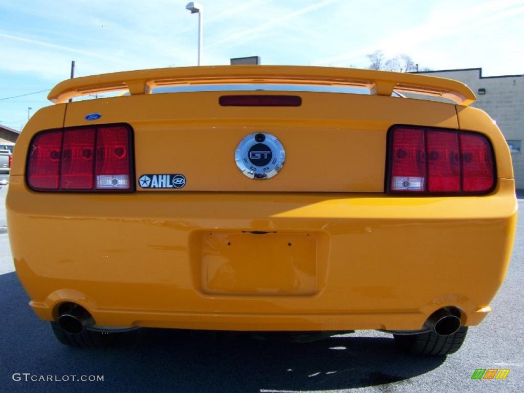 2008 Mustang GT Premium Coupe - Grabber Orange / Dark Charcoal photo #7
