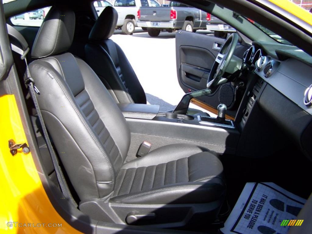 2008 Mustang GT Premium Coupe - Grabber Orange / Dark Charcoal photo #16