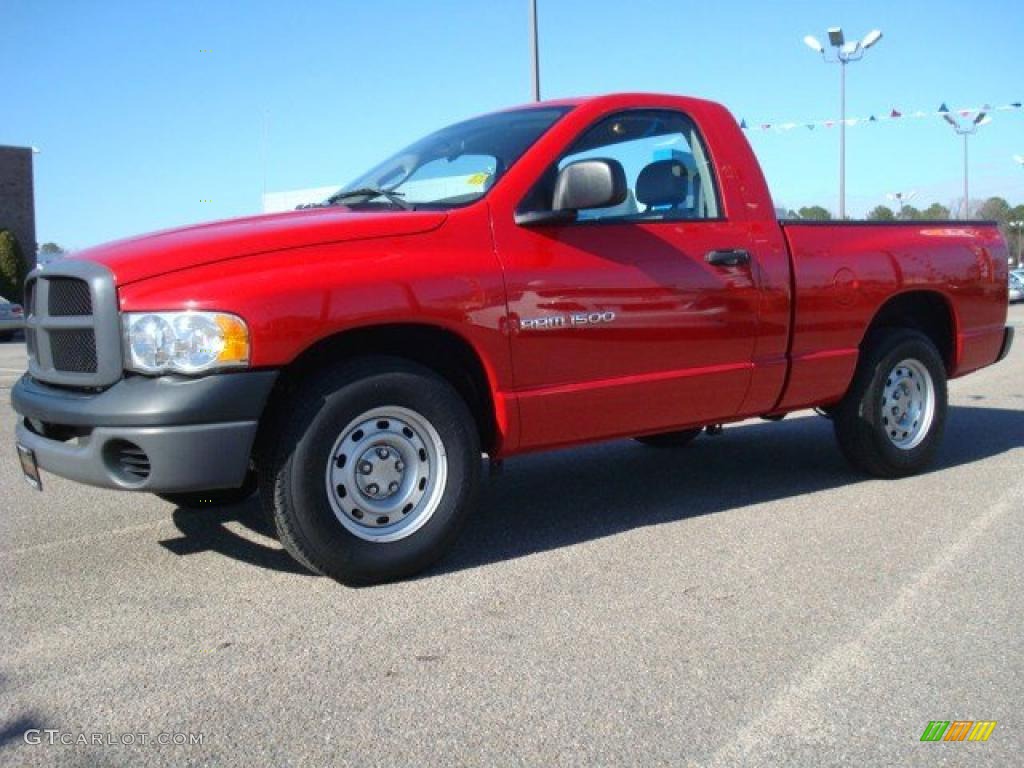2005 Ram 1500 ST Regular Cab - Flame Red / Taupe photo #2