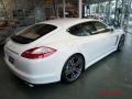 Carrara White - Panamera S Photo No. 4