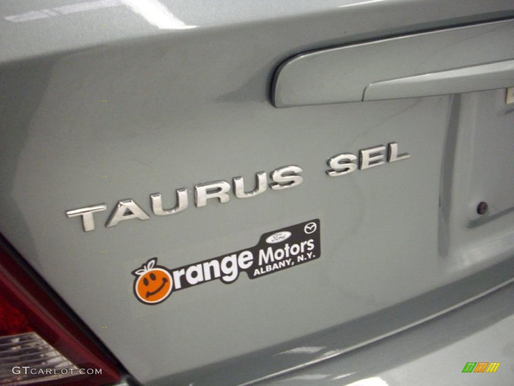 2006 Taurus SEL - Light Tundra Metallic / Medium/Dark Flint Grey photo #5