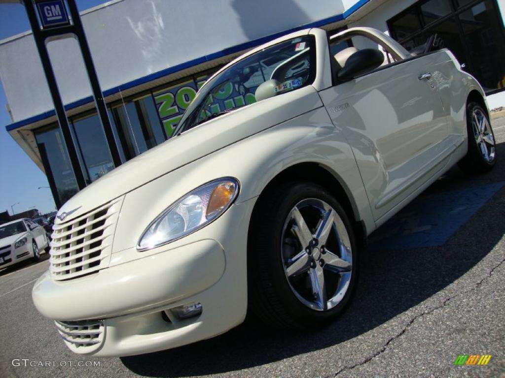2005 PT Cruiser GT Convertible - Cool Vanilla White / Taupe/Pearl Beige photo #1