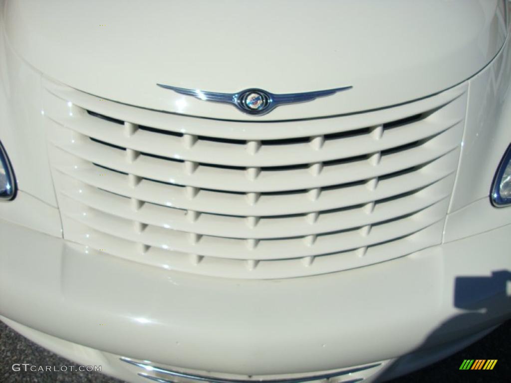 2005 PT Cruiser GT Convertible - Cool Vanilla White / Taupe/Pearl Beige photo #27