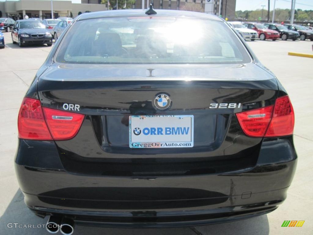 2010 3 Series 328i Sedan - Black Sapphire Metallic / Black photo #6